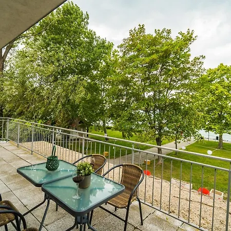 Siesta Sziget - Balaton-parti Apartment Siofok