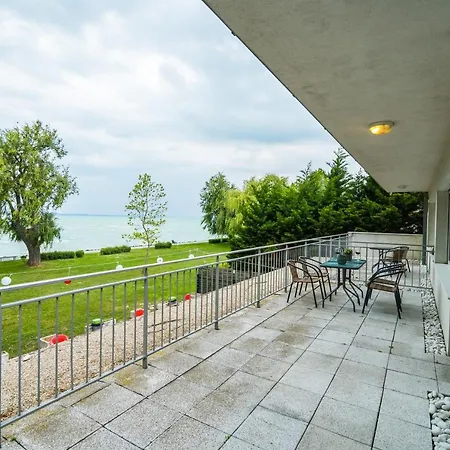 Siesta Sziget - Balaton-parti