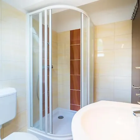 Siesta Sziget - Balaton-parti *