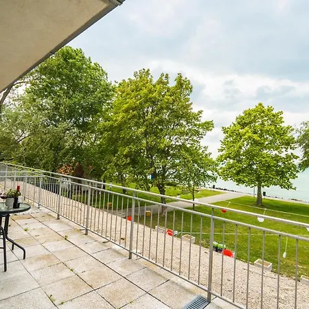 Siesta Sziget - Balaton-parti Apartman *