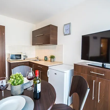 Siesta Sziget - Balaton-parti * Siofok