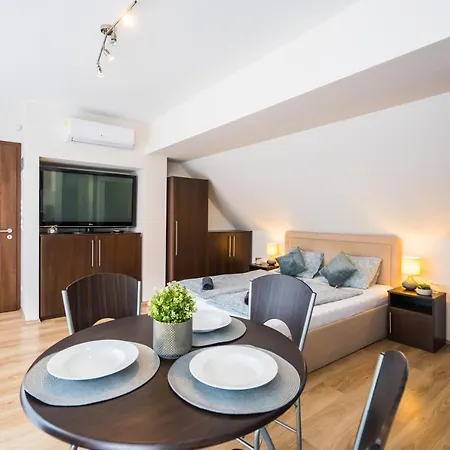 Siesta Sziget - Balaton-parti Διαμέρισμα *