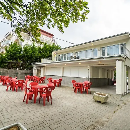 Siesta Sziget - Balaton-parti Apartman Siófok