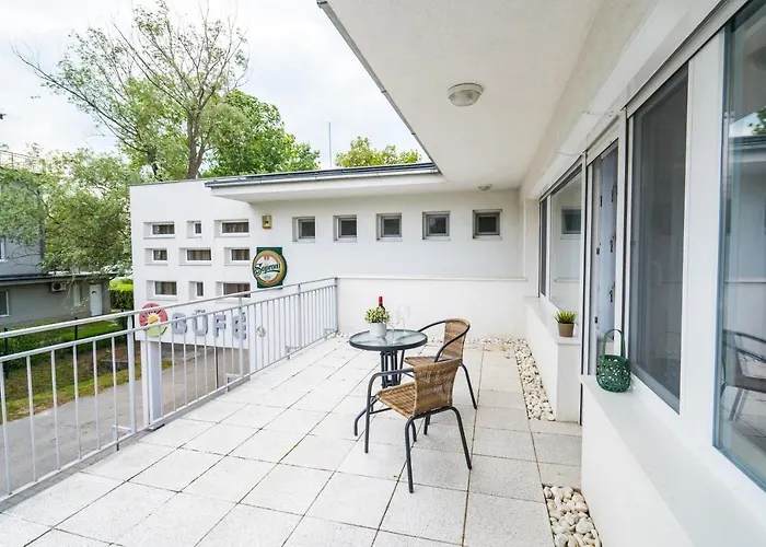 Siesta Sziget - Balaton-parti Siófok